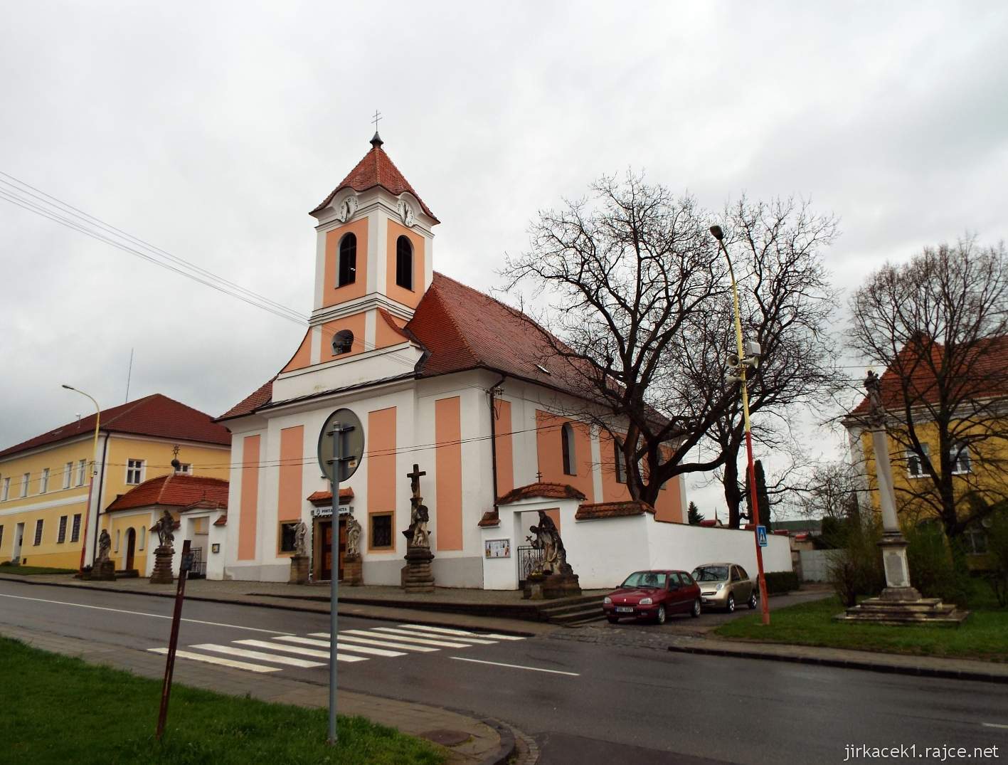 Žarošice - Kostel sv. Anny - celkový pohled