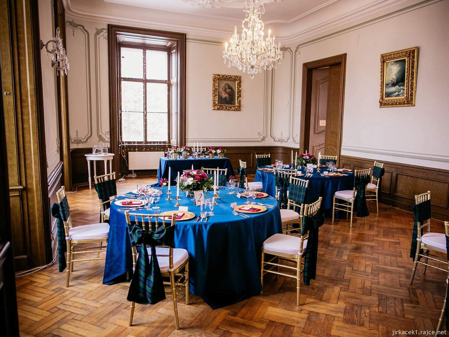 Napajedla - zámek - Velká jídelna 02