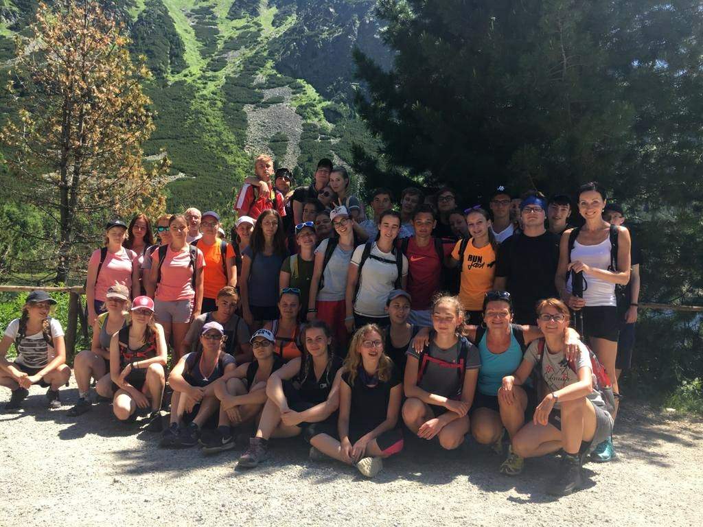 rajceidnes 2018/2019 Školní výlet tříd VI.A a II.B – freng-cz – album na Rajčeti