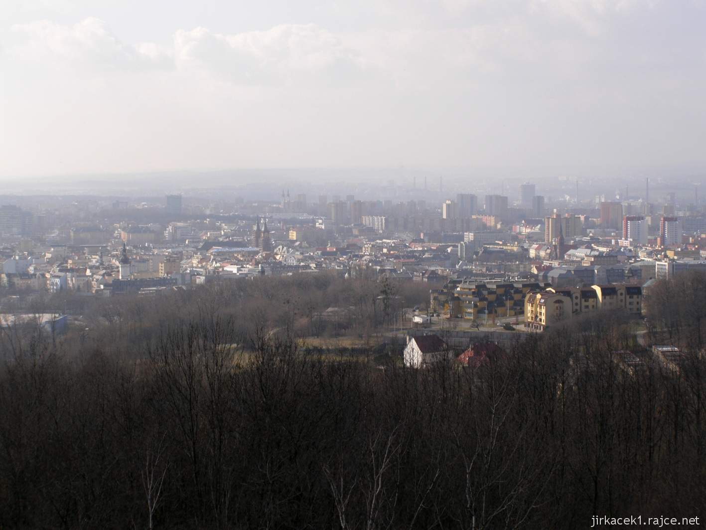 Ostrava - Halda Ema 18 - pohled z vrcholu na Ostravu