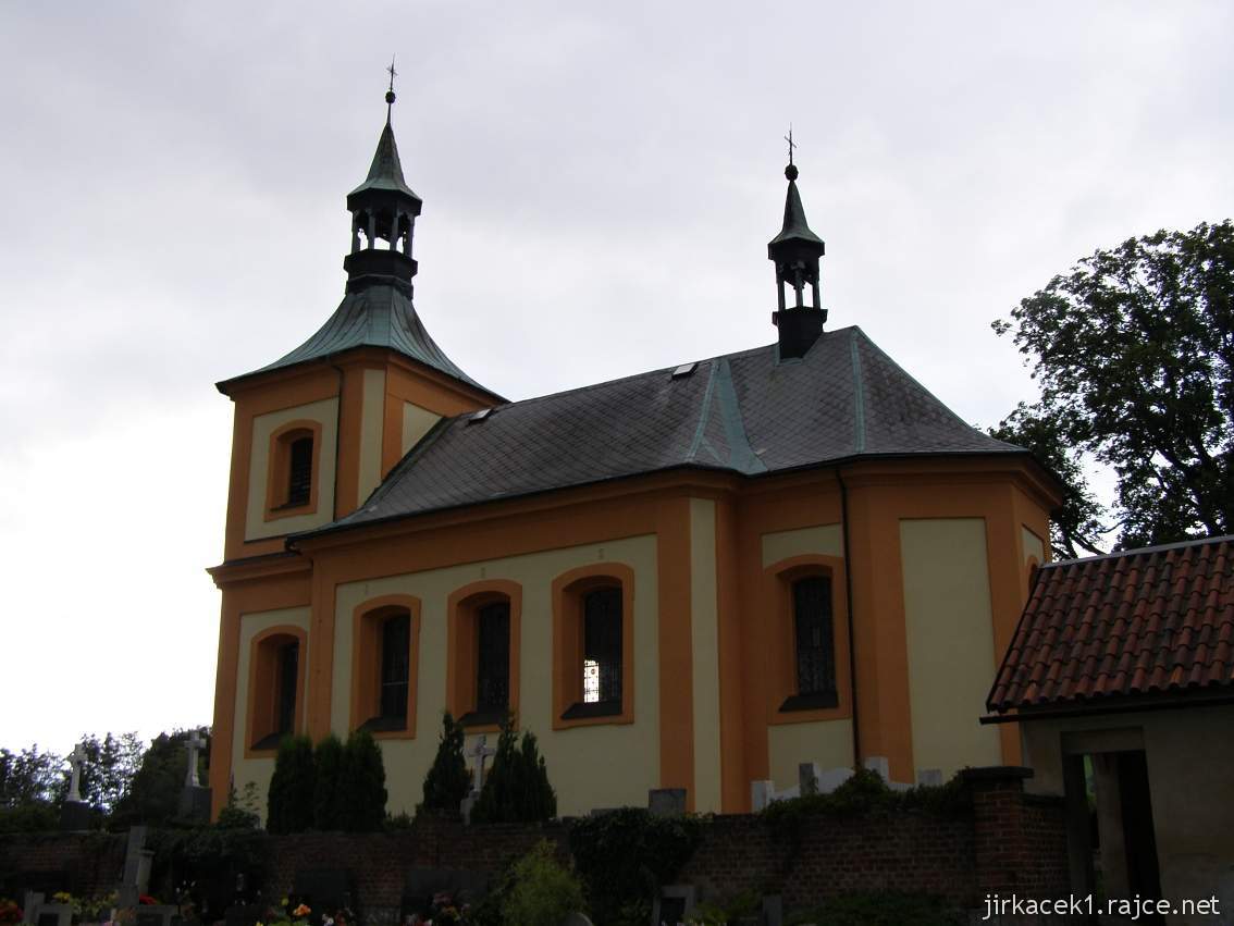 Tatobity - kostel sv. Vavřince - celkový pohled
