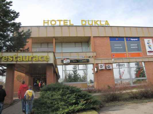 Mistrovství ČR škol (Vyškov, 30. - 31. 3. 2010) - Hotel Dukla, kde naše družstvo s panem Roučkou bylo ubytované