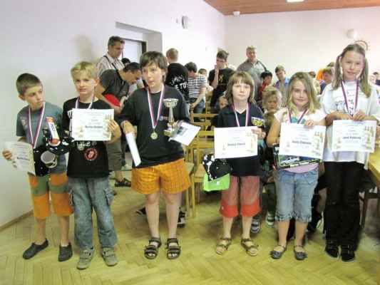 Krajský přebor mládeže (Sedlčany, 26. - 27. 6. 2010) - Vítězi kategorie HD12
Anežka Vlková na 1. místě (D12)
