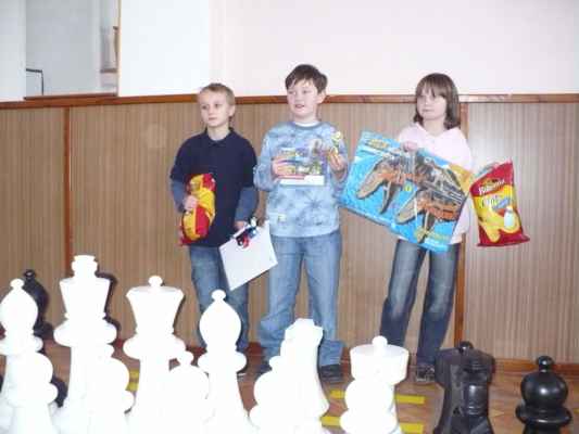 Novoroční turnaj (Střítež, 2. 1. 2010) - Mladší žáci:
1. Dan Ždych 
2. Anežka Vlková 
3. Péťa Lebeda