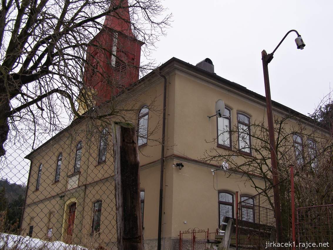 Choceň - kostel Českobratrské církve evangelické - boční pohled