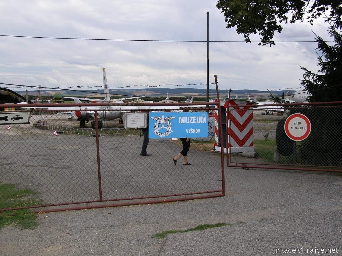 Letecké muzeum Vyškov - vchod