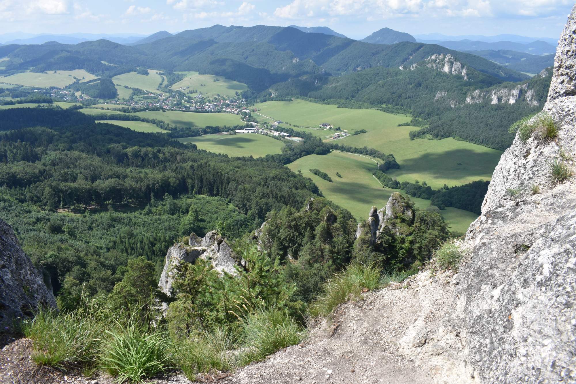 Strážovské vrchy a Súľovské skály Strážovské vrchy a Súľovské skály