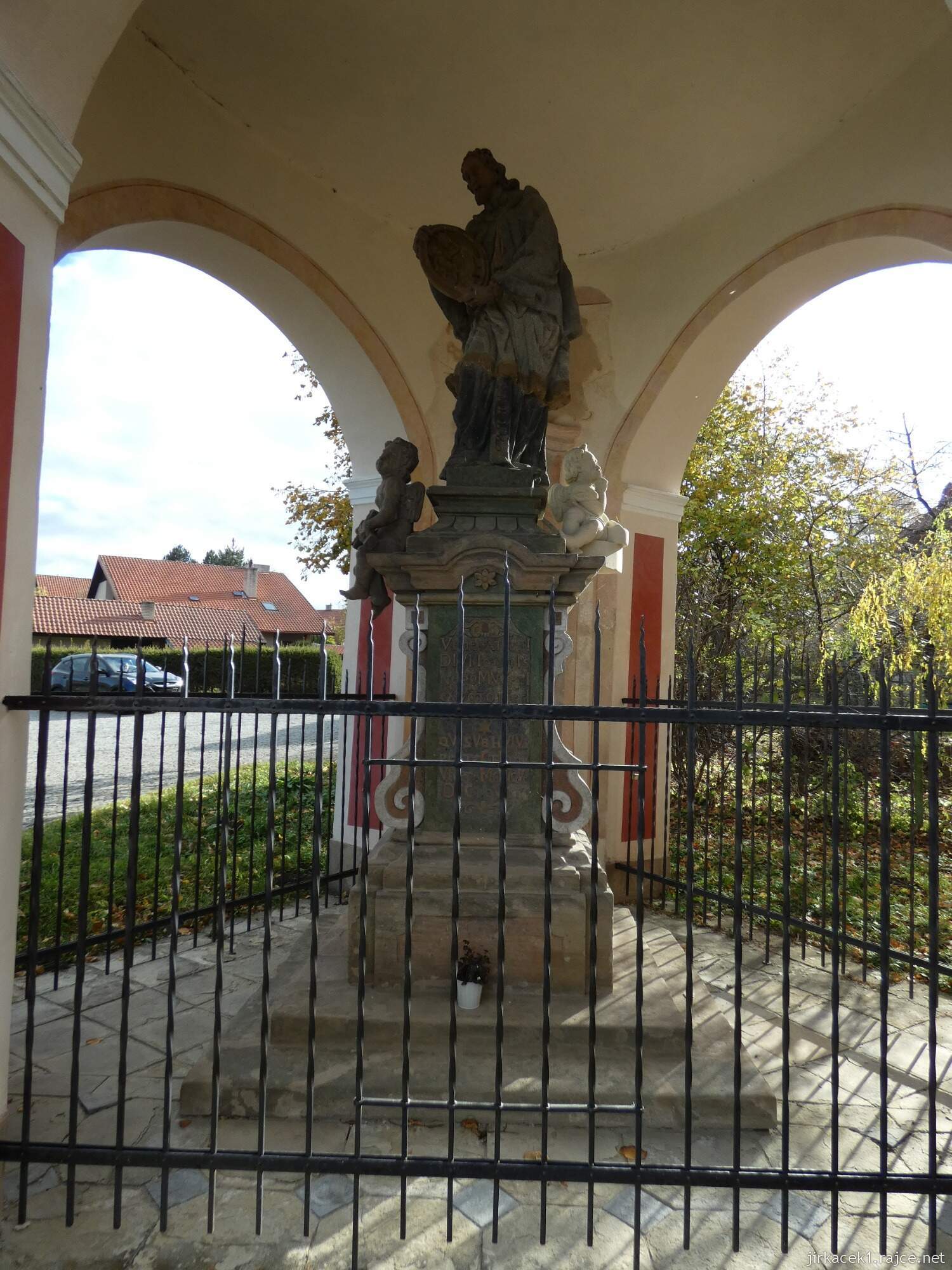 B - Luže - kaple sv. Jana Nepomuckého 005