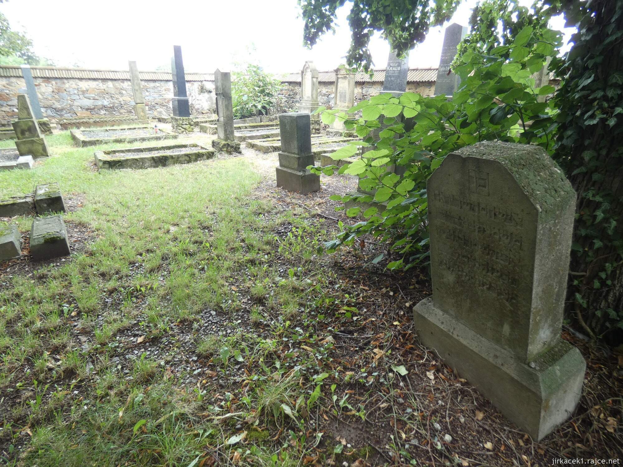 E - Kouřim - židovský hřbitov 009