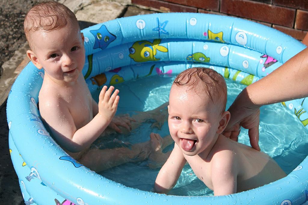 rajce.idnes-cervenec_$