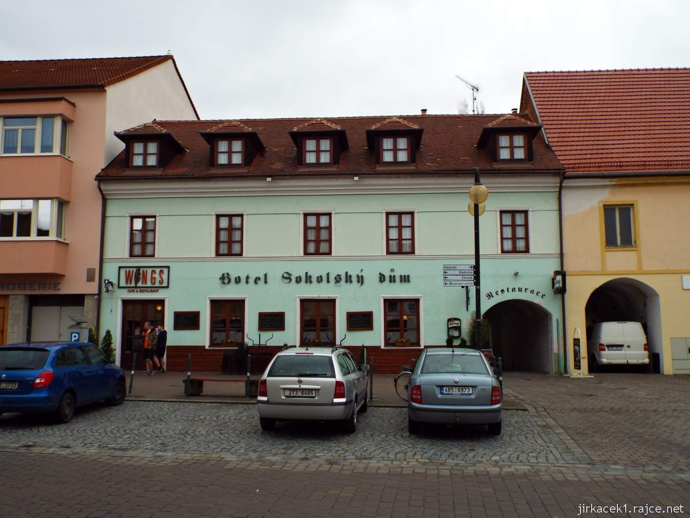 Slavkov u Brna - Palackého náměstí - hotel Sokolský dům