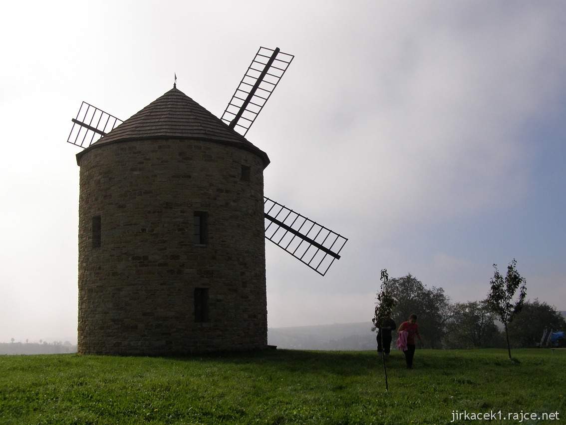 Větrný mlýn Jalubí