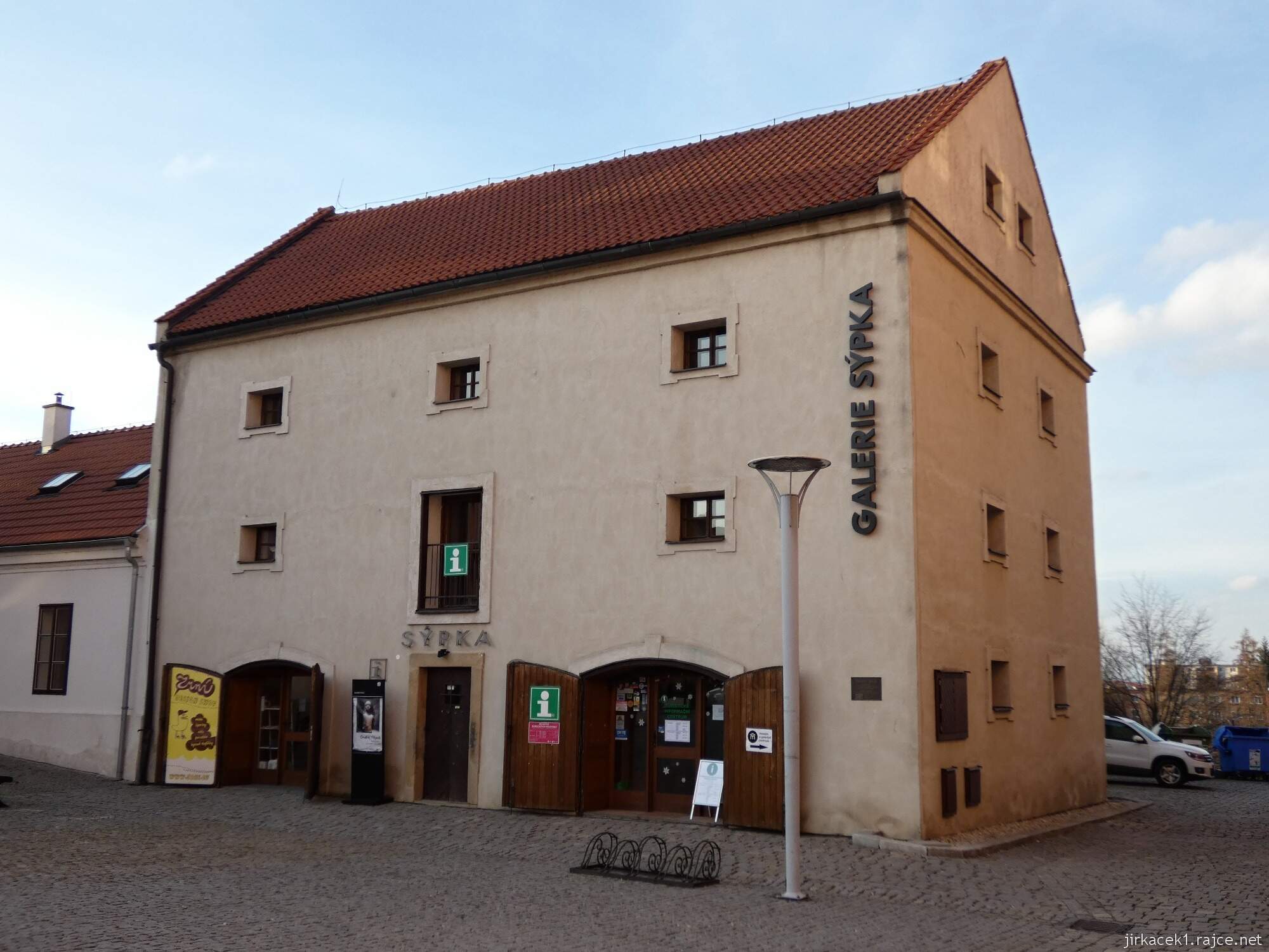 Valašské Meziříčí - galerie Sýpka a informační centrum