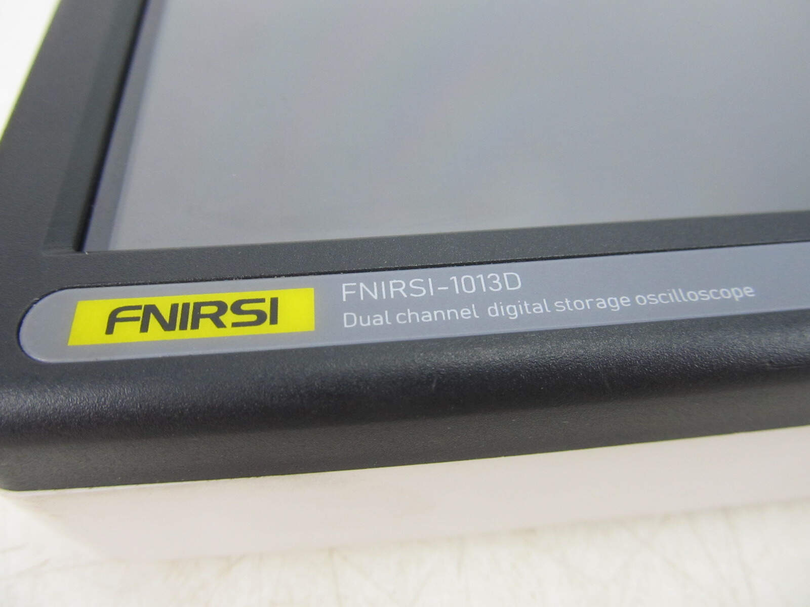 FNIRSI 1013D - digitální osciloskop, dotykový displej - 100 MHz | Aukro
