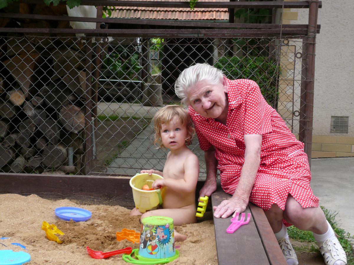 .rajce.idnes.cz 11 červen 2011 – Ivana Halouzková – album na Rajčeti